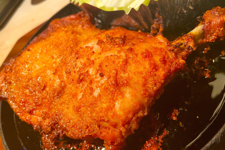 骨付きもも肉赤塩焼き